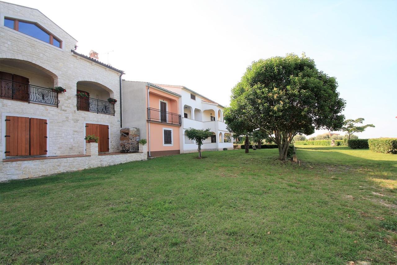 Apartments Livio Stranici Rosini Extérieur photo